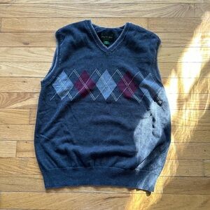 Classic Argyle Sweater Vest - Gray and Burgundy